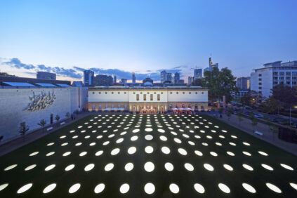 Staedel-Frankfurt-expansion-external-bird-eye-view-night